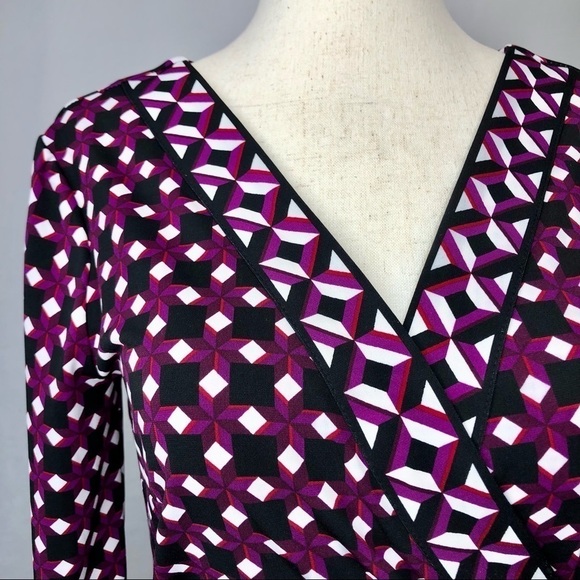 White House Black Market classic wrap dress all-over geometric op art pattern 2 - Picture 2 of 7